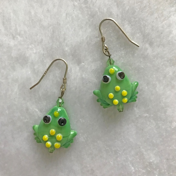Jewelry - NEW Handmade Lampwork Glass Frog Earrings